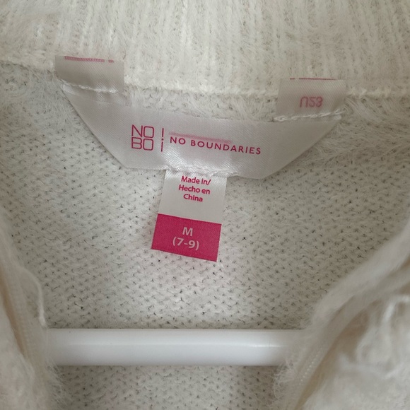 No Boundaries Cream Fuzzy Zip-Up Sweater Size 7 Juniors | Soft Cozy Mock Neck - Picture 2 of 3